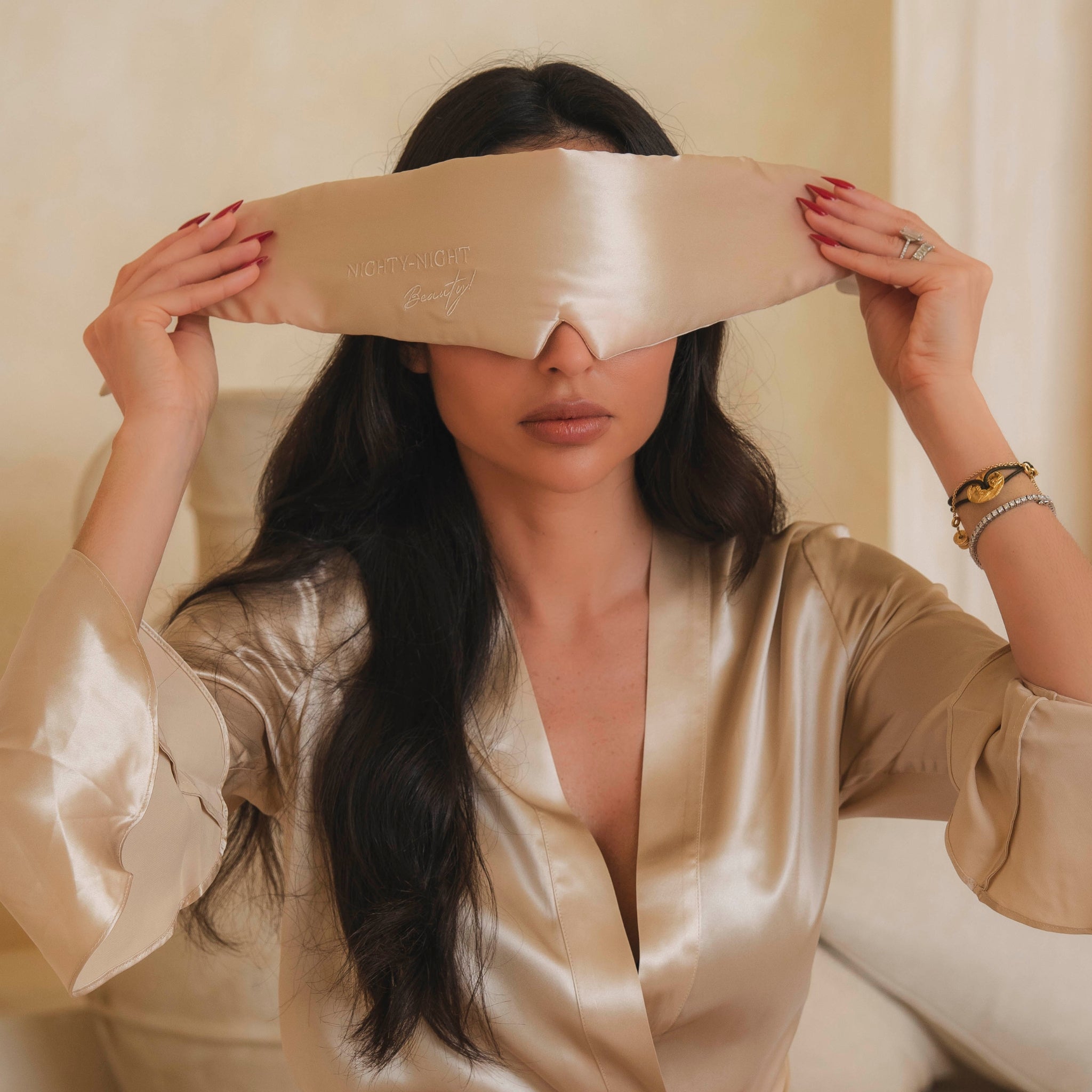 Nighty-Night Beauty Silk Blackout Mask