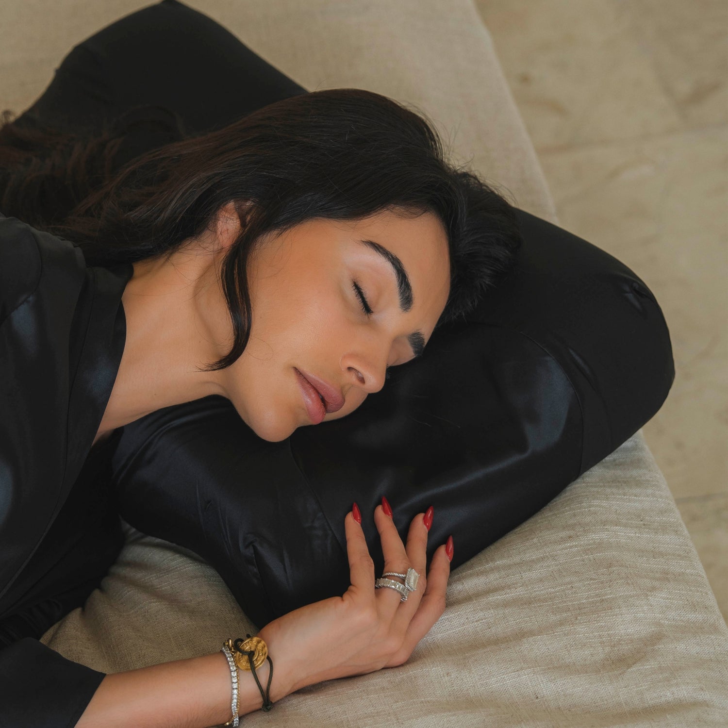 Bella Pillow + Silk Pillowcase